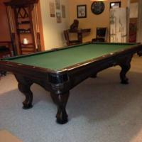 American Heritage 8ft Pool Table & Accessories