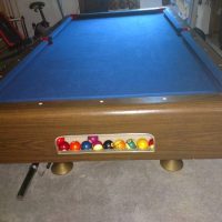 Amish Pool table 4Ftx8Ft